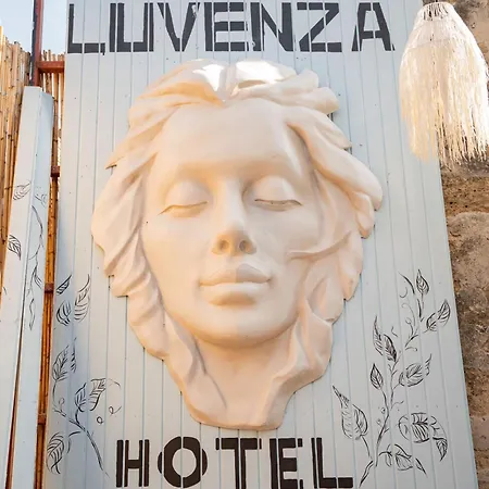 Luvenza Alacati * Cesme